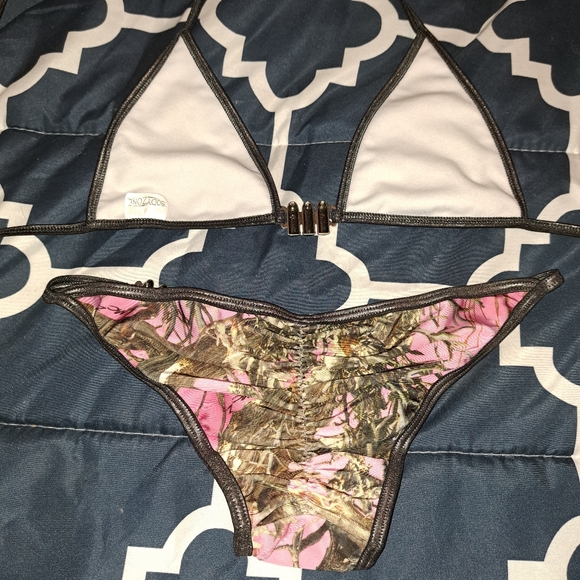 bathingsuit - Picture 3 of 4